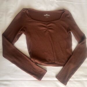 Hollister Women's Chocolate Brown Ribbed Crop Top